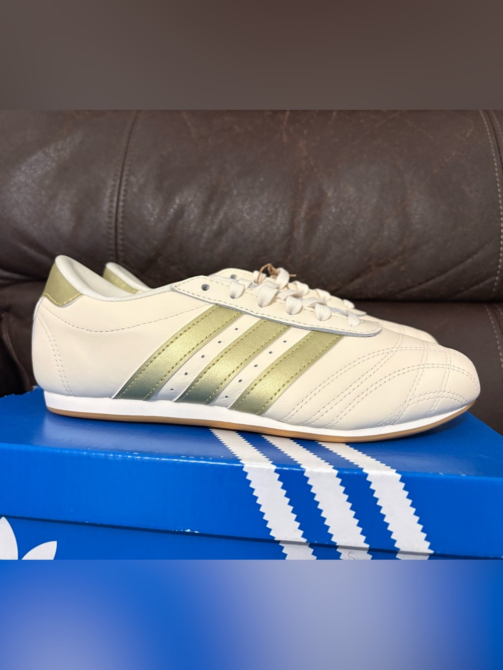 adidas cream taekwondo Sneaker with Metallic Gold Stripes brand new in box